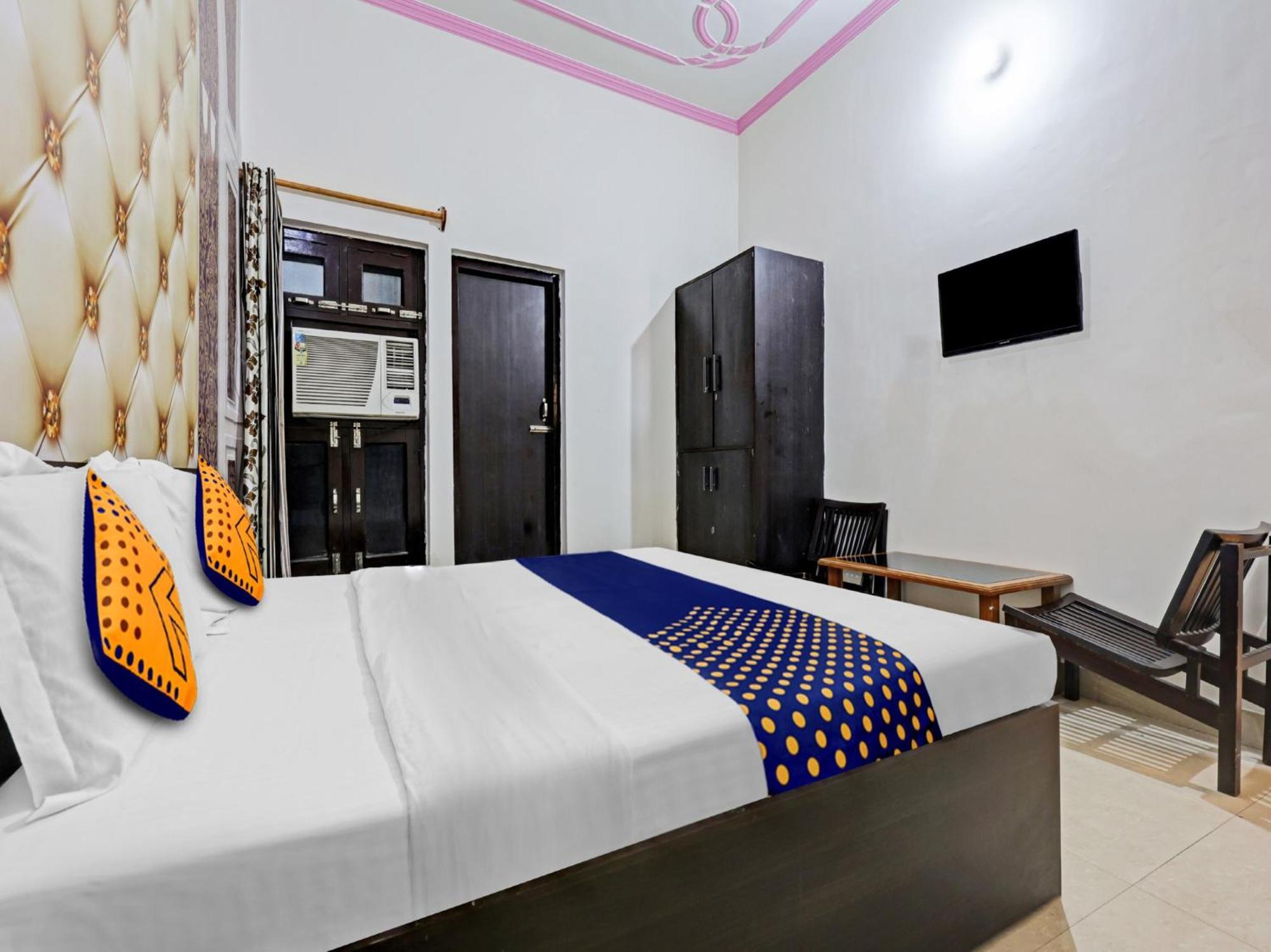 Spot On 81167 Hotel Asdr Rudrapur Εξωτερικό φωτογραφία