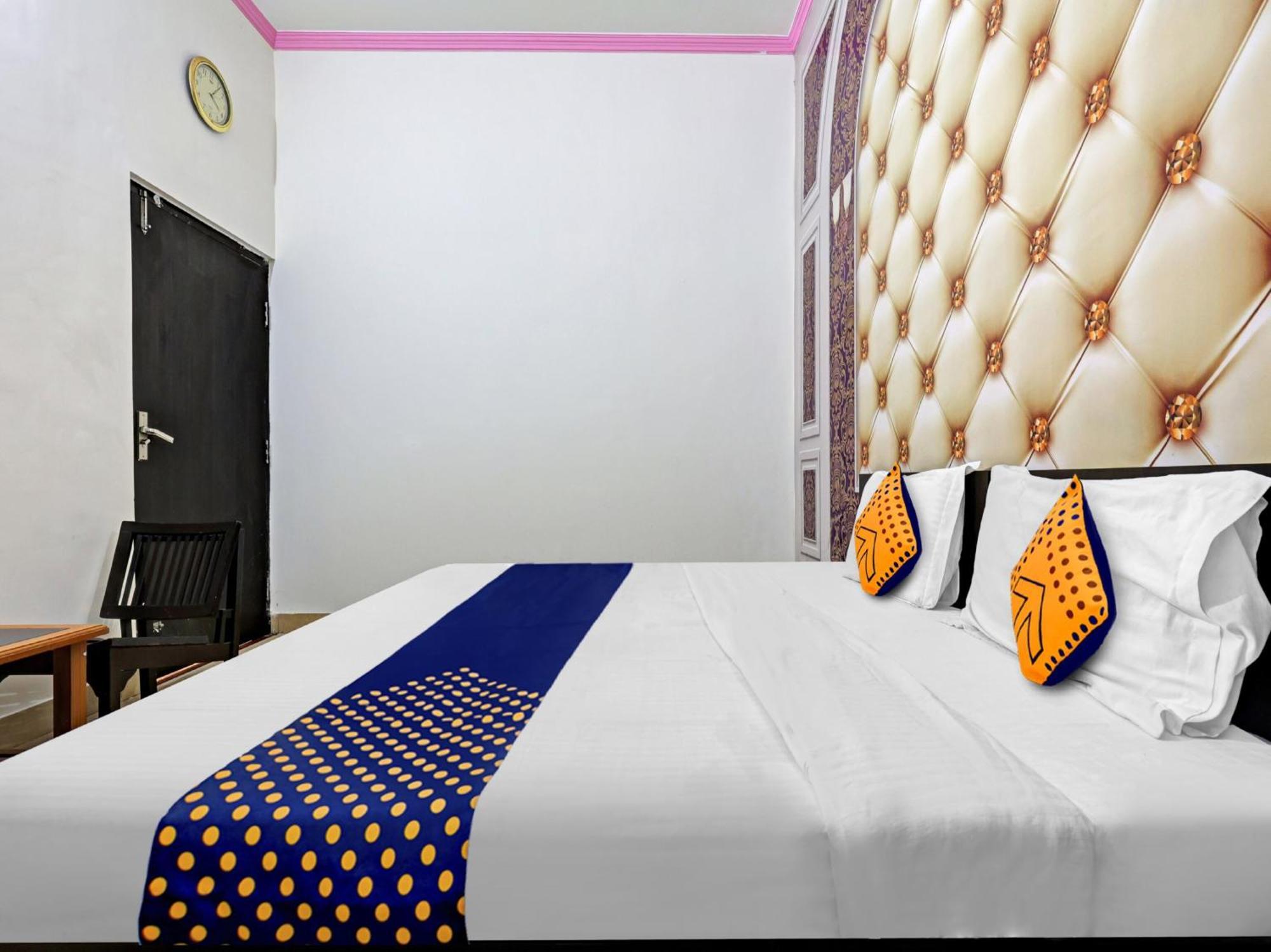 Spot On 81167 Hotel Asdr Rudrapur Εξωτερικό φωτογραφία