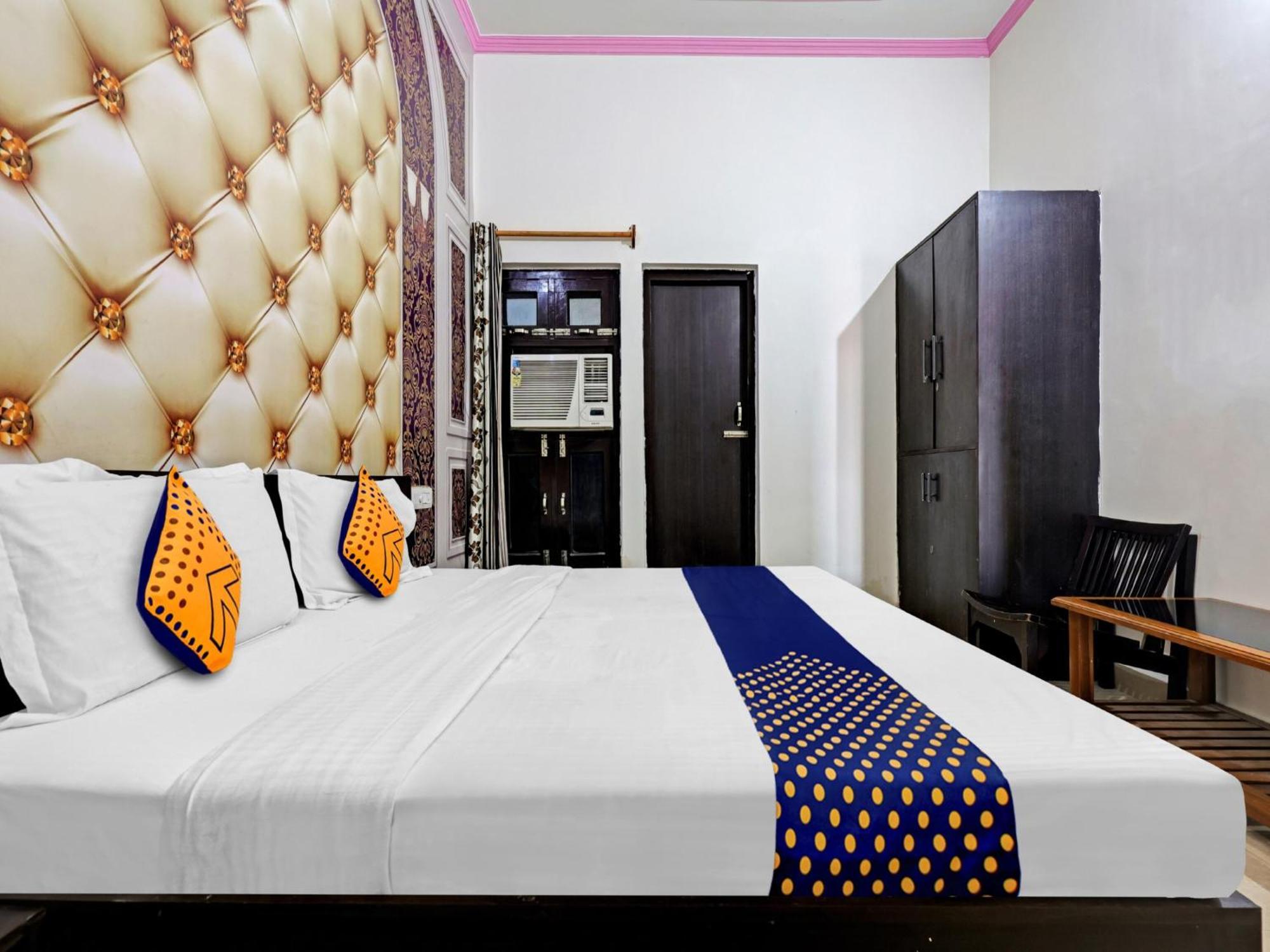 Spot On 81167 Hotel Asdr Rudrapur Εξωτερικό φωτογραφία