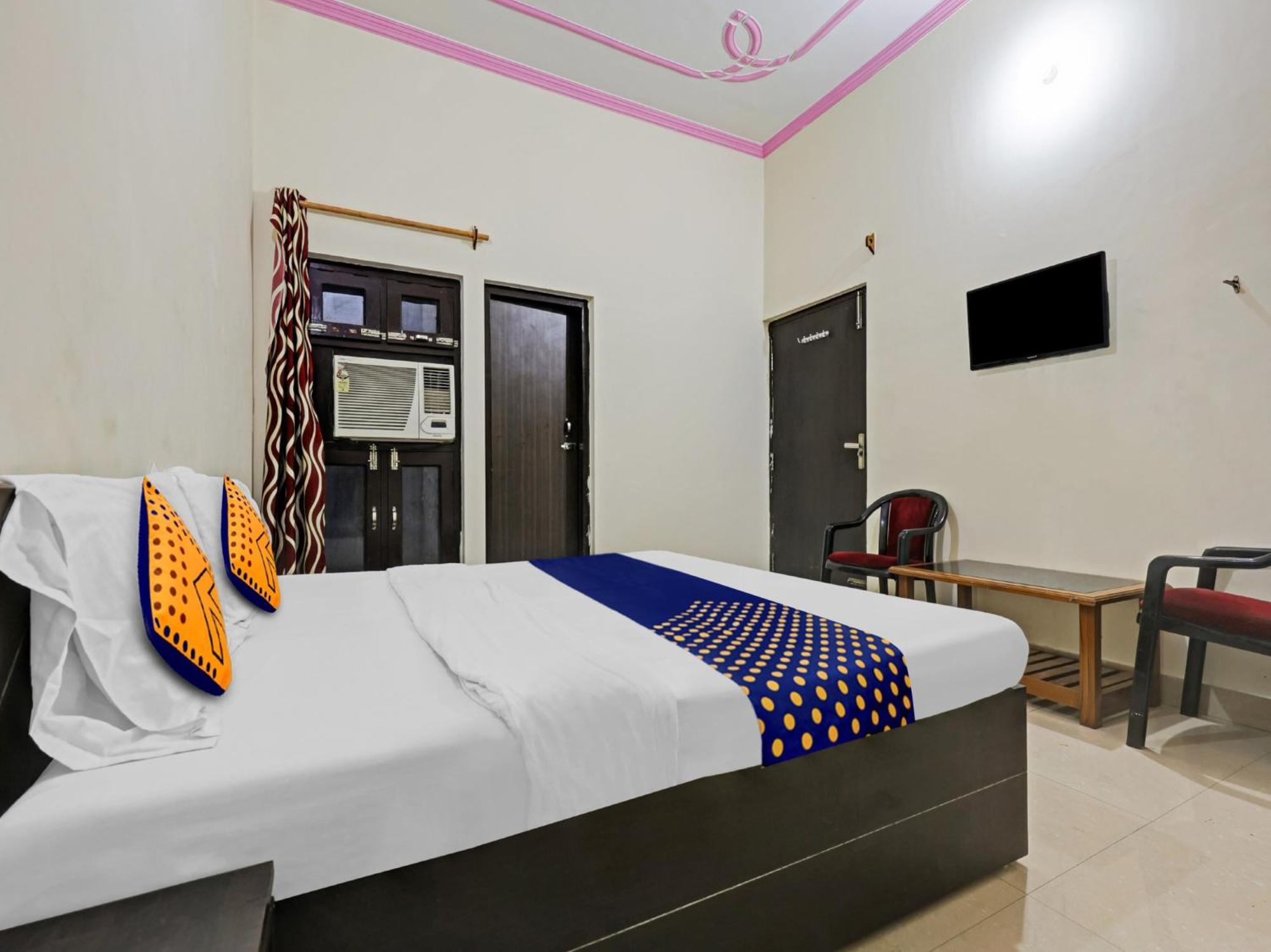 Spot On 81167 Hotel Asdr Rudrapur Εξωτερικό φωτογραφία