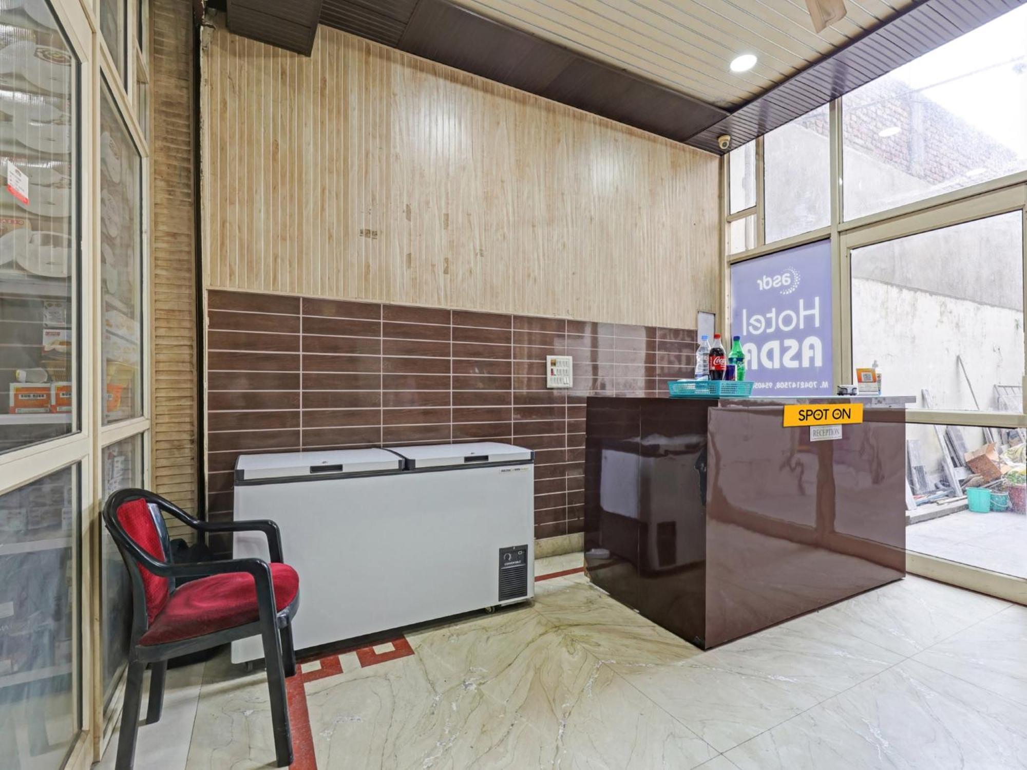 Spot On 81167 Hotel Asdr Rudrapur Εξωτερικό φωτογραφία